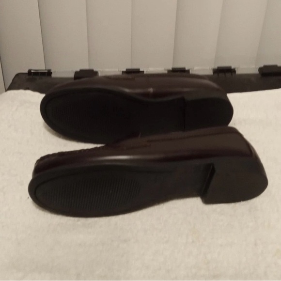 Eastland Women’s Dark Brown Leather Penny Loafers Classic Size 6.5 - Picture 5 of 5